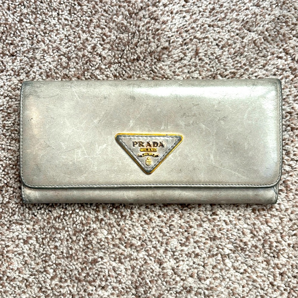 Vintage Prada wallet